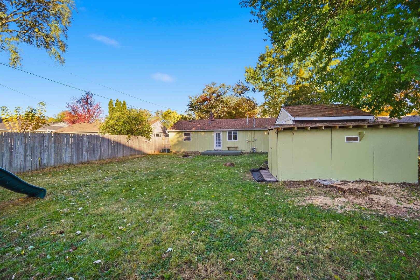 212 N KNOLLWOOD Drive, Wheaton, IL 60187