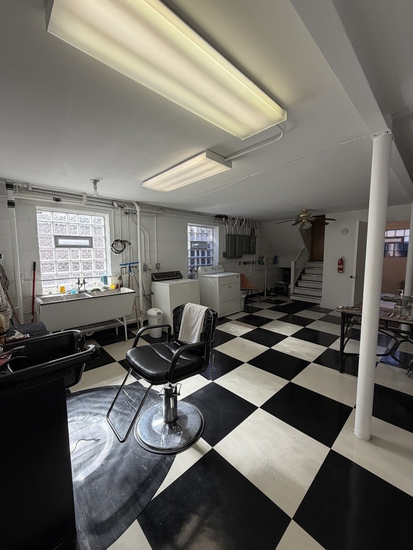 7228 S Phillips Avenue #G, Chicago, IL 60649