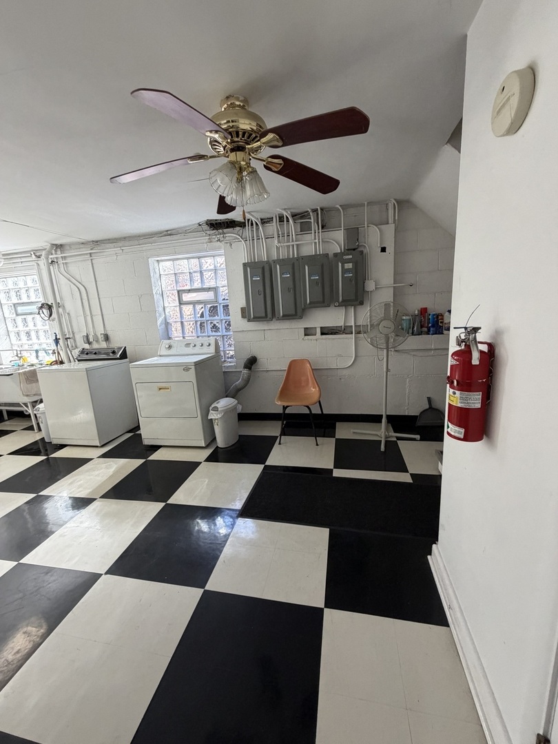 7228 S Phillips Avenue #G, Chicago, IL 60649