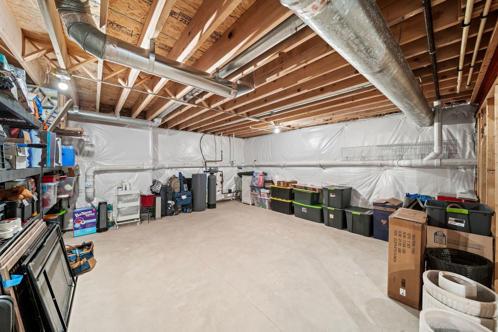 265 South Pointe Avenue, South Elgin, IL 60177