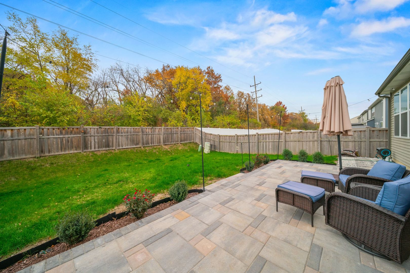 265 South Pointe Avenue, South Elgin, IL 60177