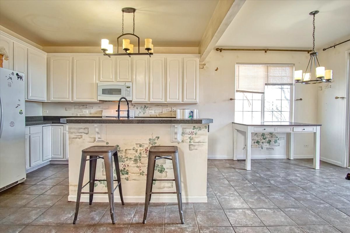 1731 Redwood Lane, McHenry, IL 60050