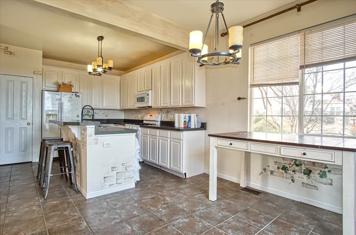 1731 Redwood Lane, McHenry, IL 60050