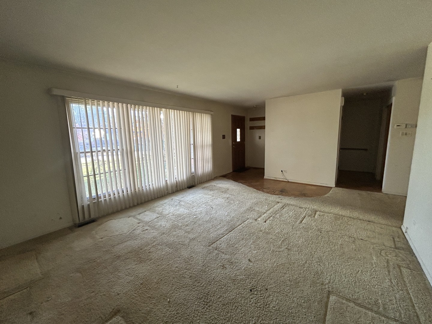 333 Charing Cross Road, Elk Grove Village, IL 60007