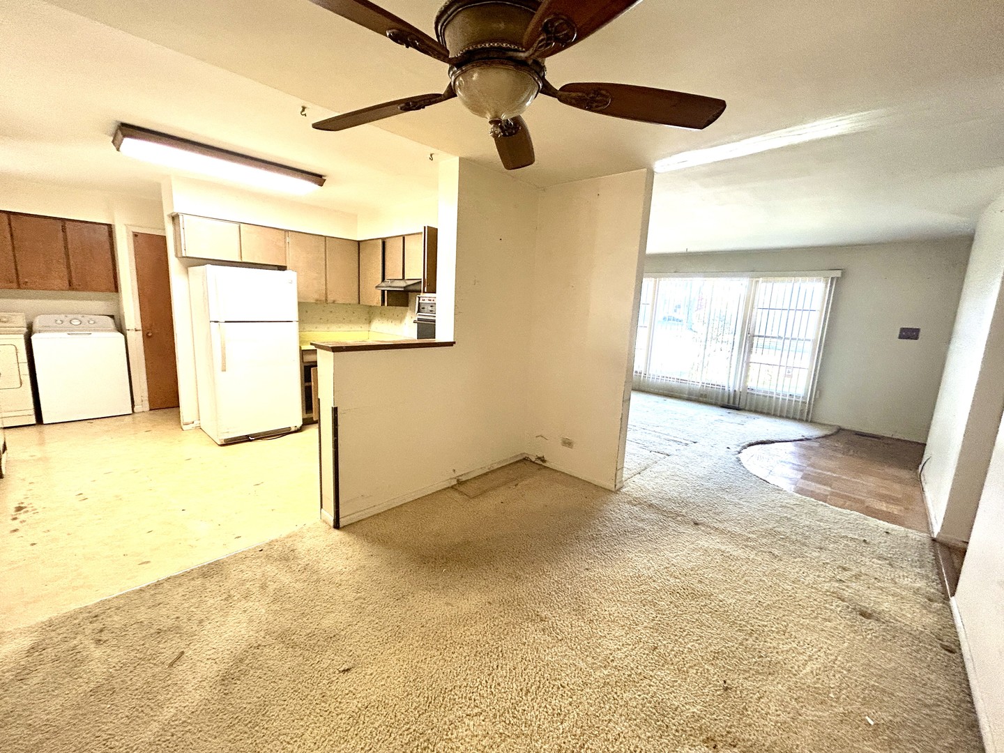 333 Charing Cross Road, Elk Grove Village, IL 60007