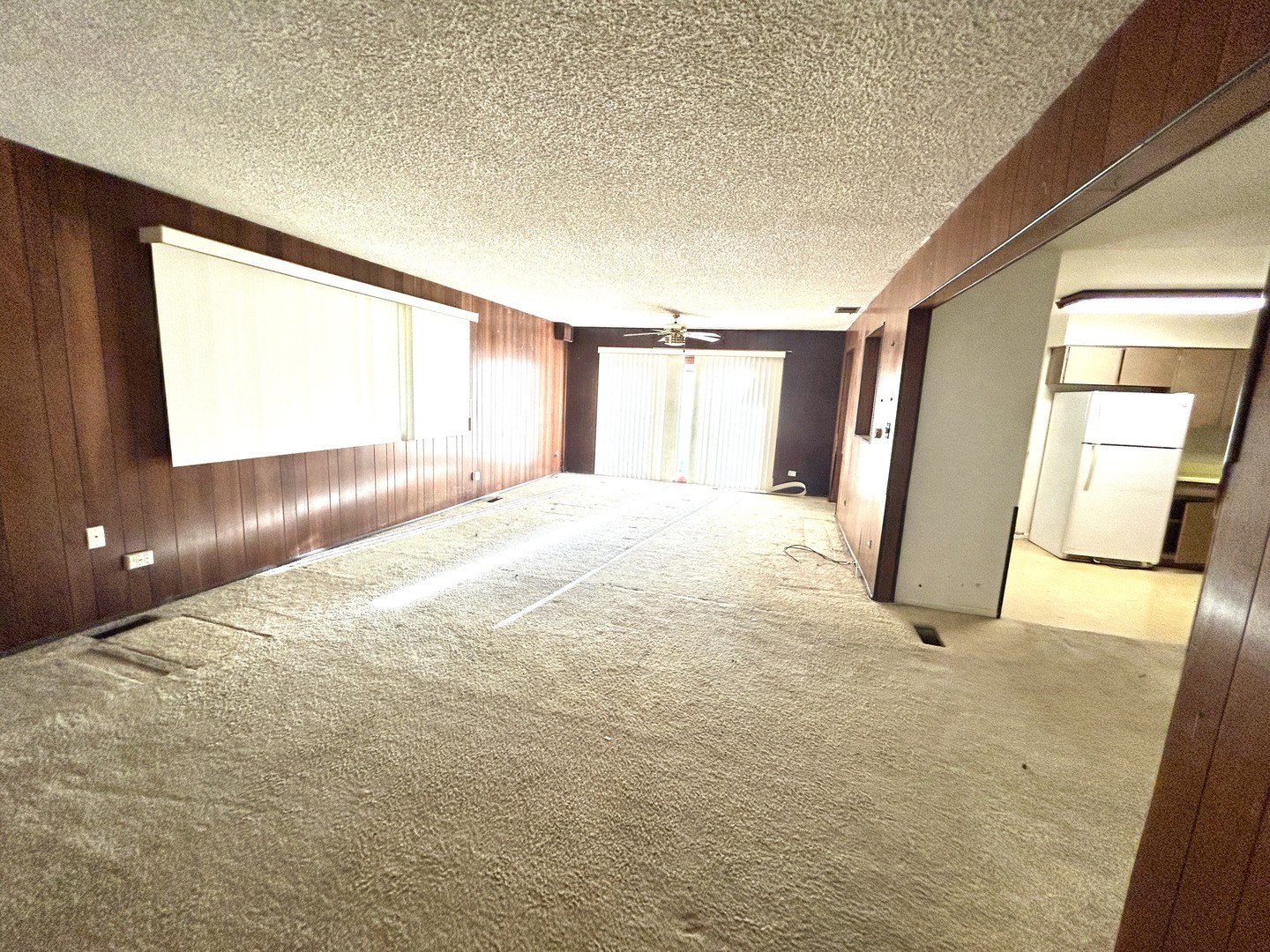 333 Charing Cross Road, Elk Grove Village, IL 60007