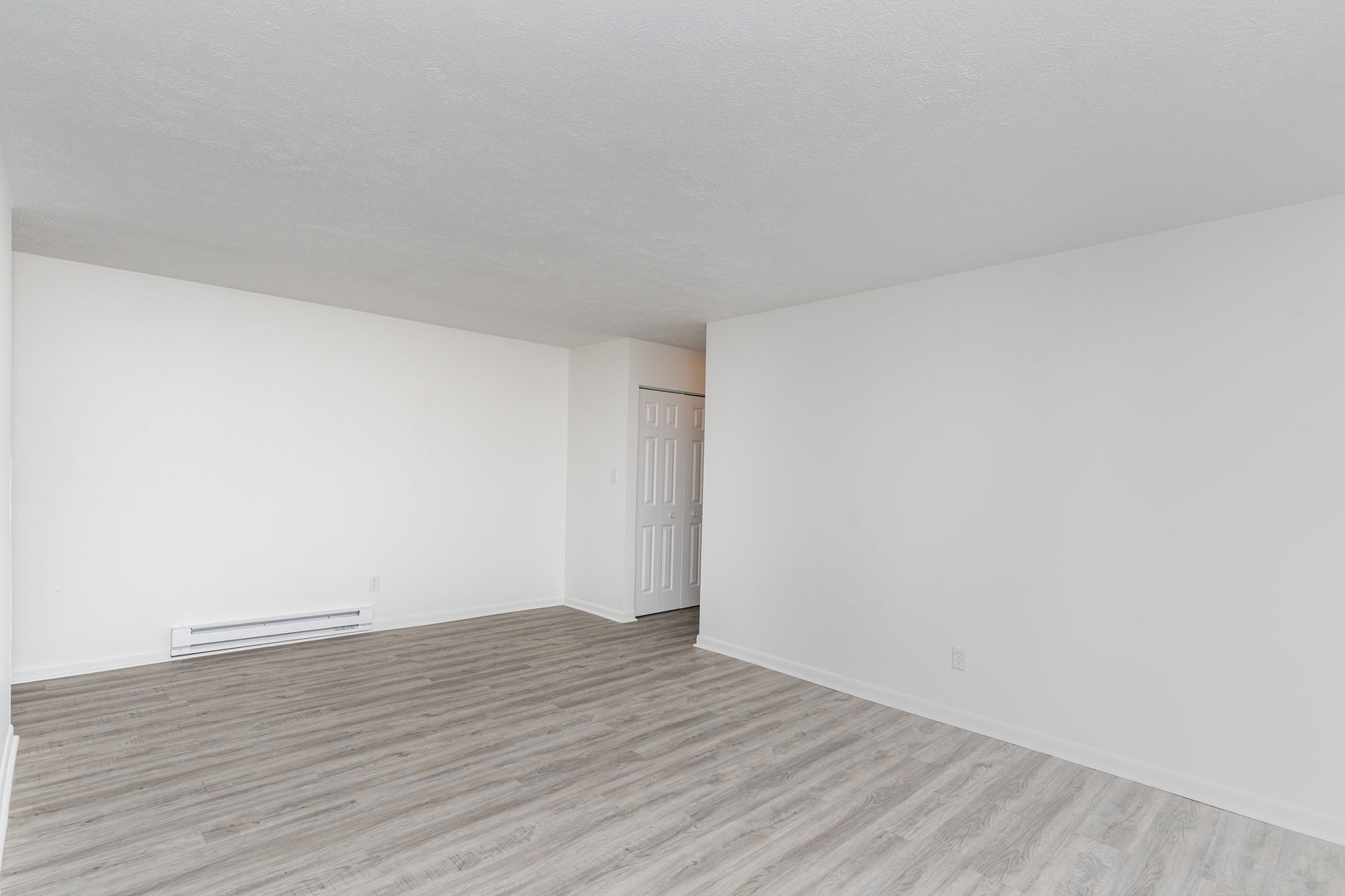 222 MADISON Street #404, Joliet, IL 60435