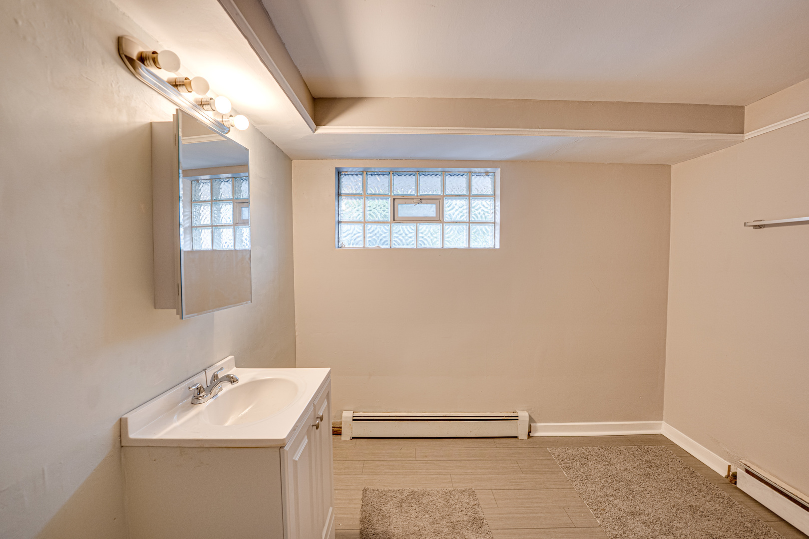 3235 W 157th Street, Markham, IL 60428