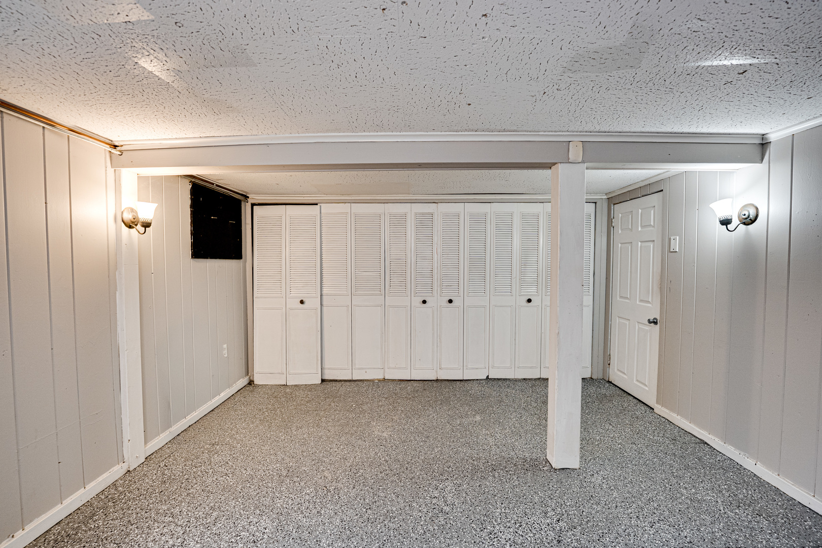 3235 W 157th Street, Markham, IL 60428