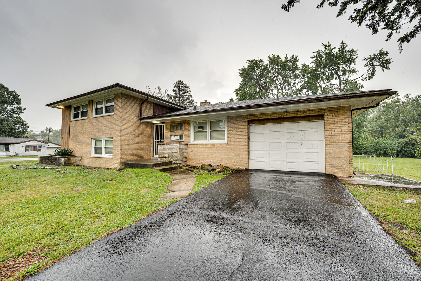 3235 W 157th Street, Markham, IL 60428