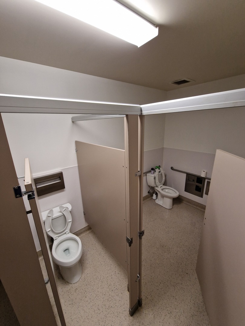 5343 N Lincoln Avenue, Chicago, IL 60625