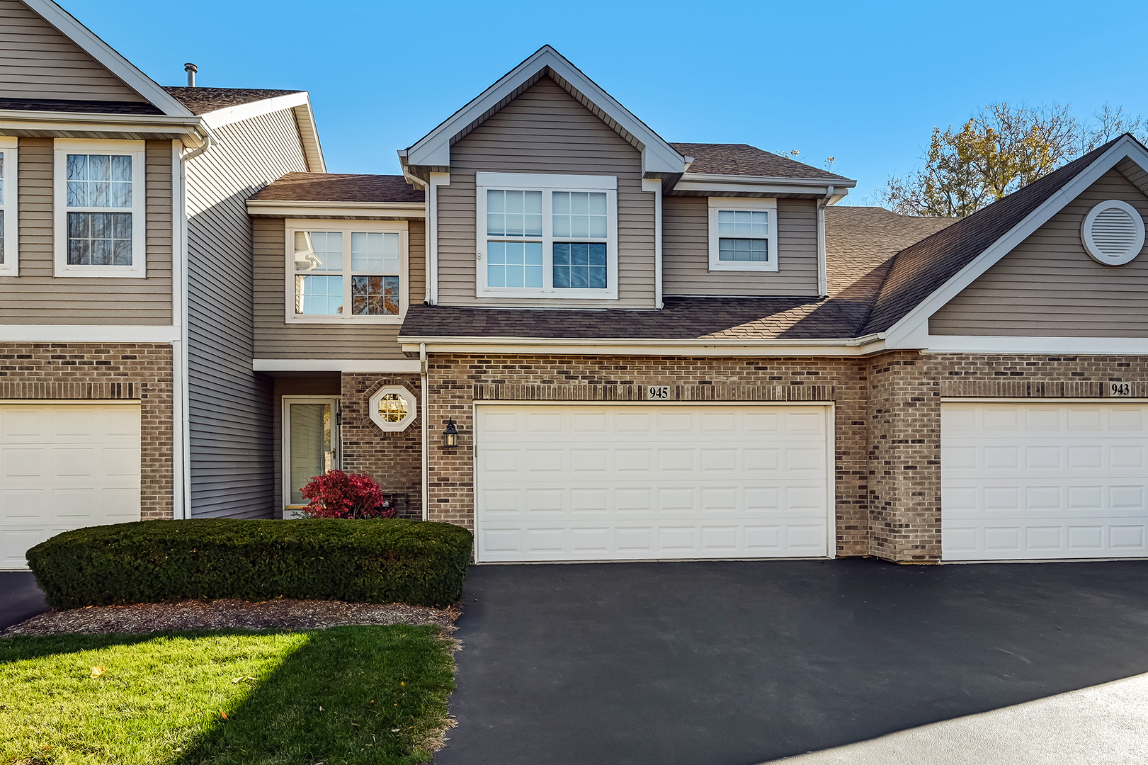 945 Willow Street, Itasca, IL 60143