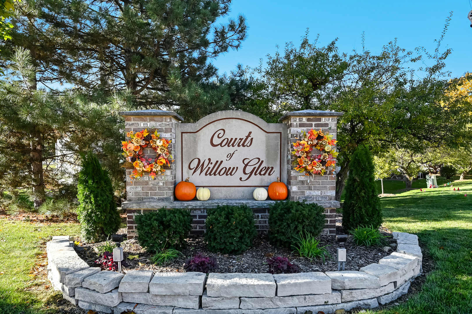 945 Willow Street, Itasca, IL 60143