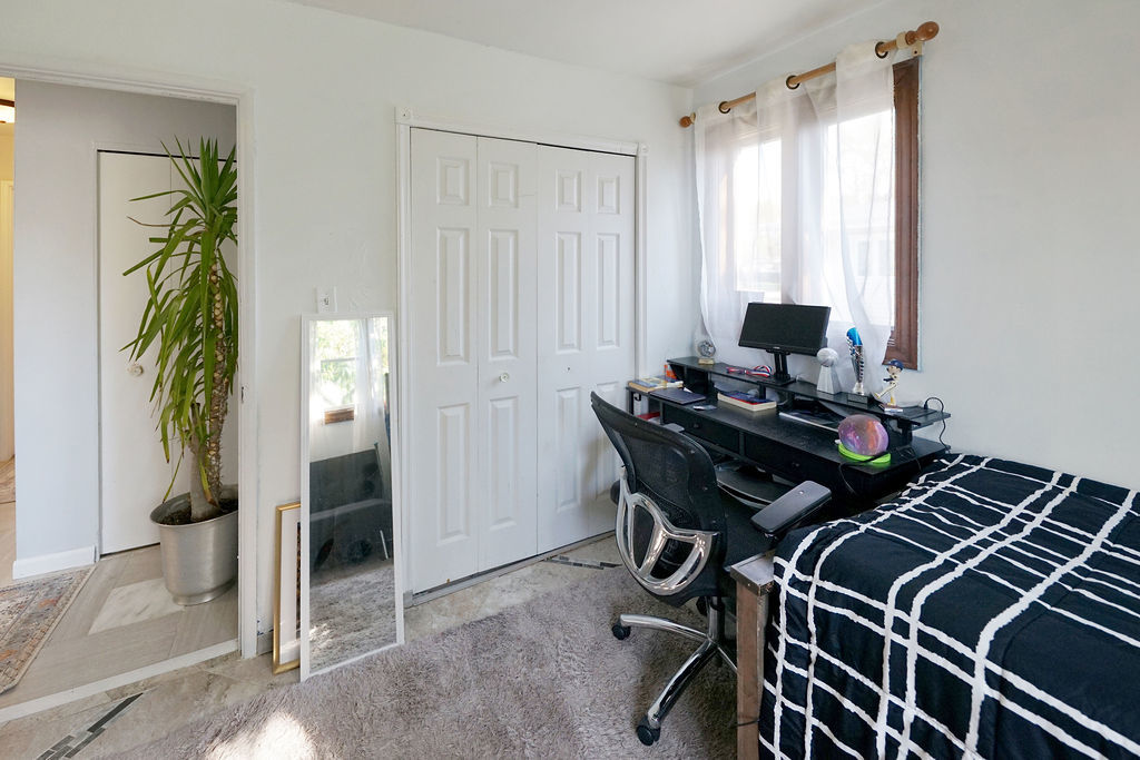 2503 Fulle Street, Rolling Meadows, IL 60008