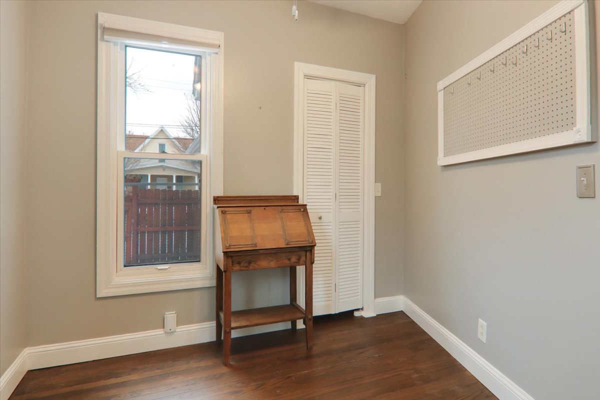 1212 N Madison Street, Bloomington, IL 61701