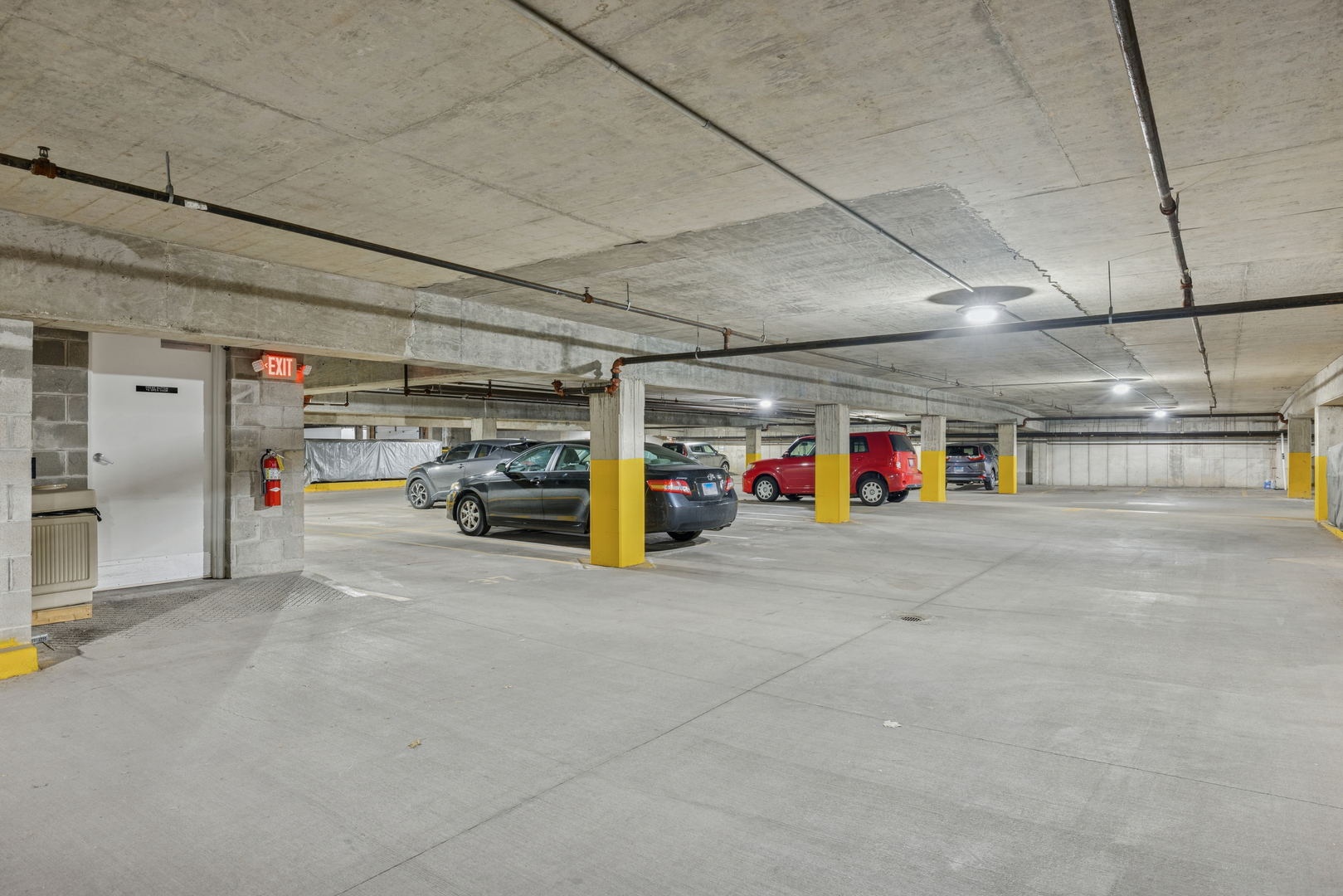 10 N Lake Street #316, Grayslake, IL 60030