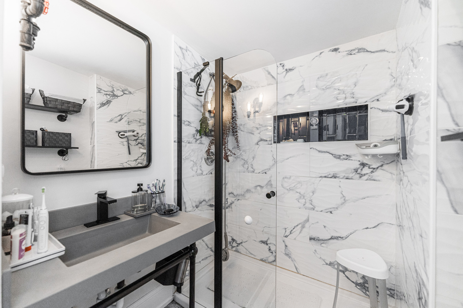 40492 N Lambert Drive, Antioch, IL 60002