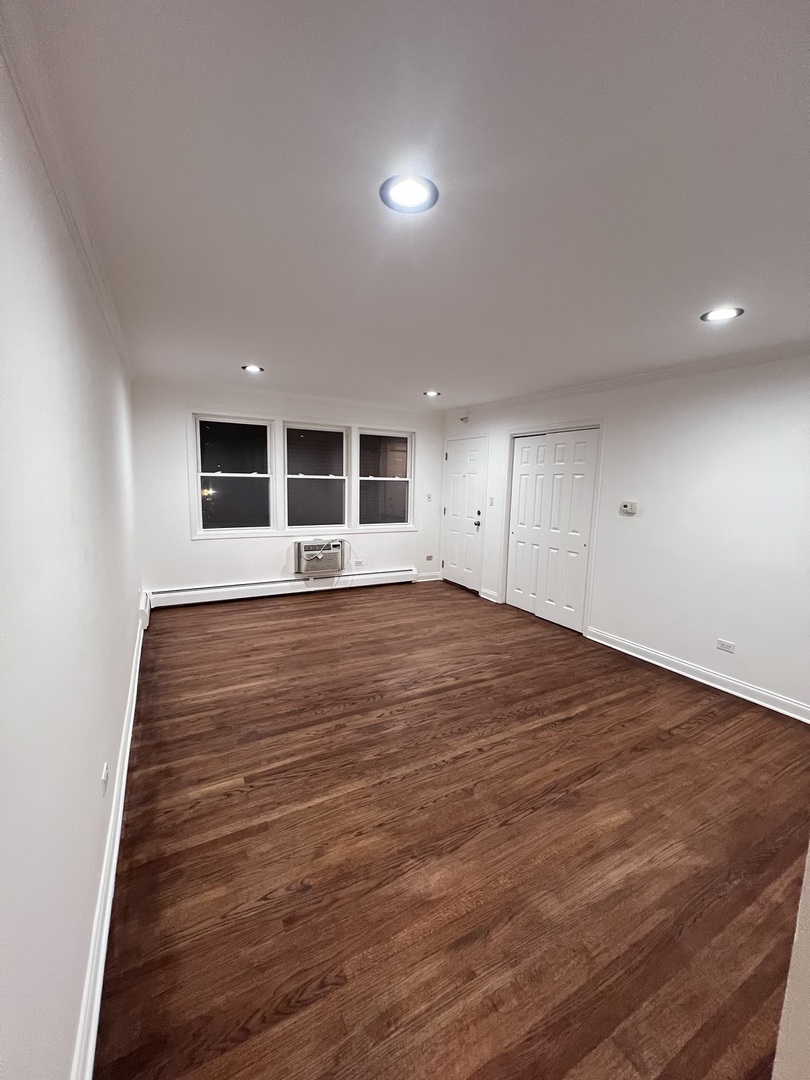 4629 Main Street #3C, Skokie, IL 60076