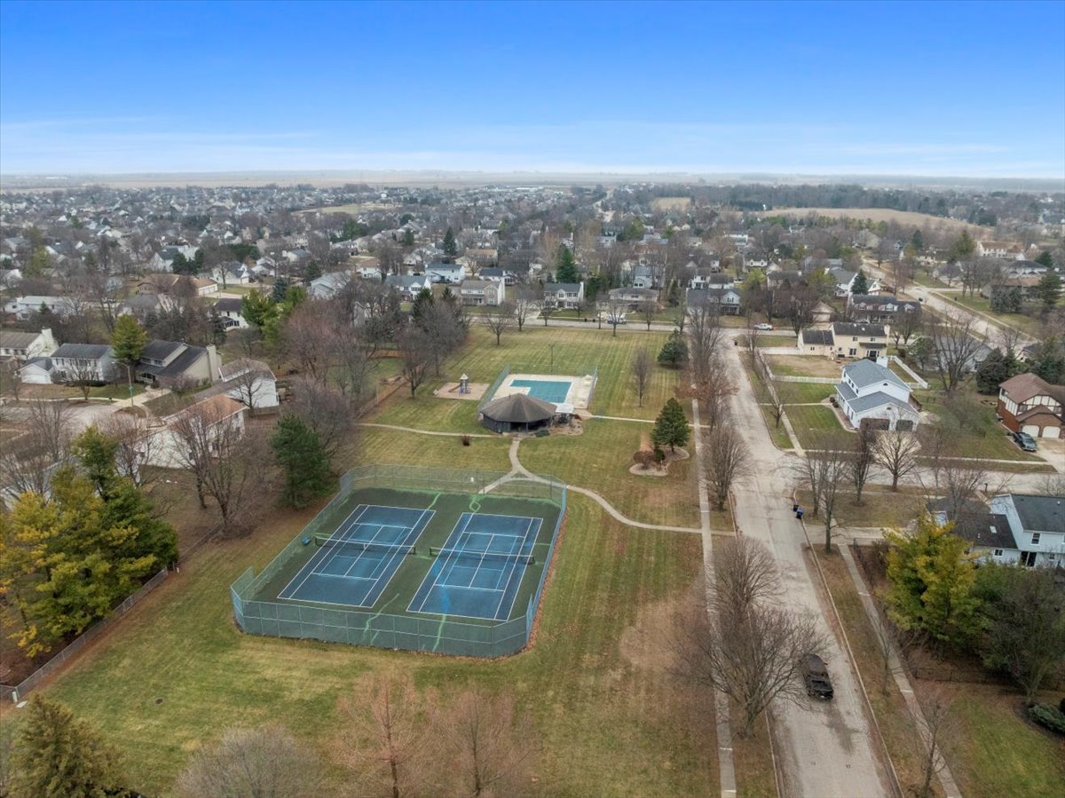 404 Chelsea Drive, Bloomington, IL 61704