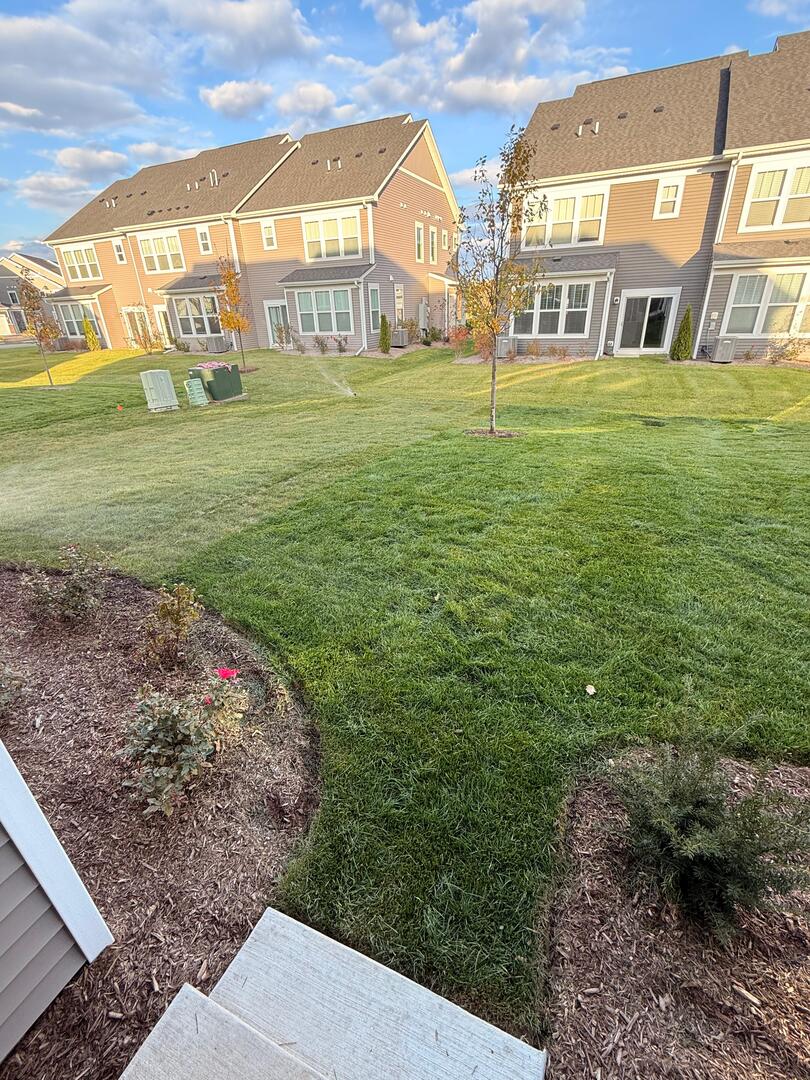 2240 Horseshoe Circle #2240, Naperville, IL 60564