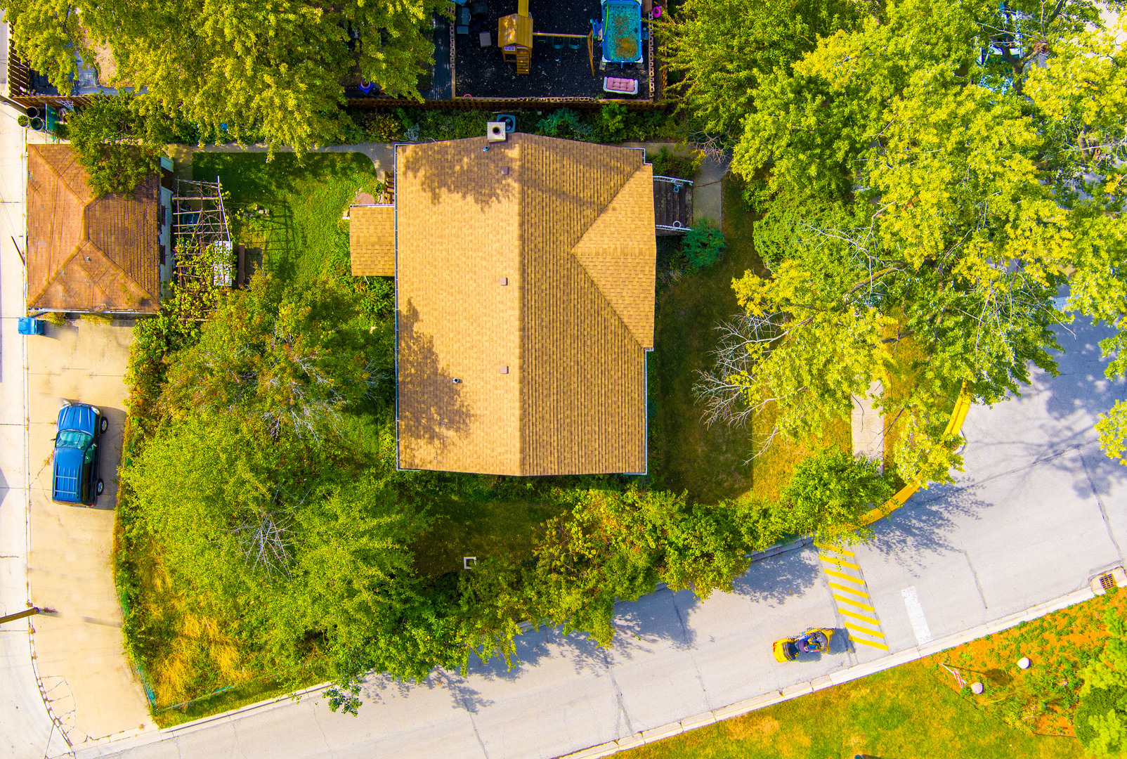 7635 W 65th Place, Bedford Park, IL 60501