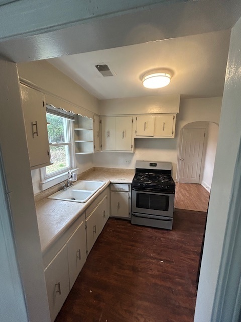 1305 S Wisconsin Avenue, Lombard, IL 60148