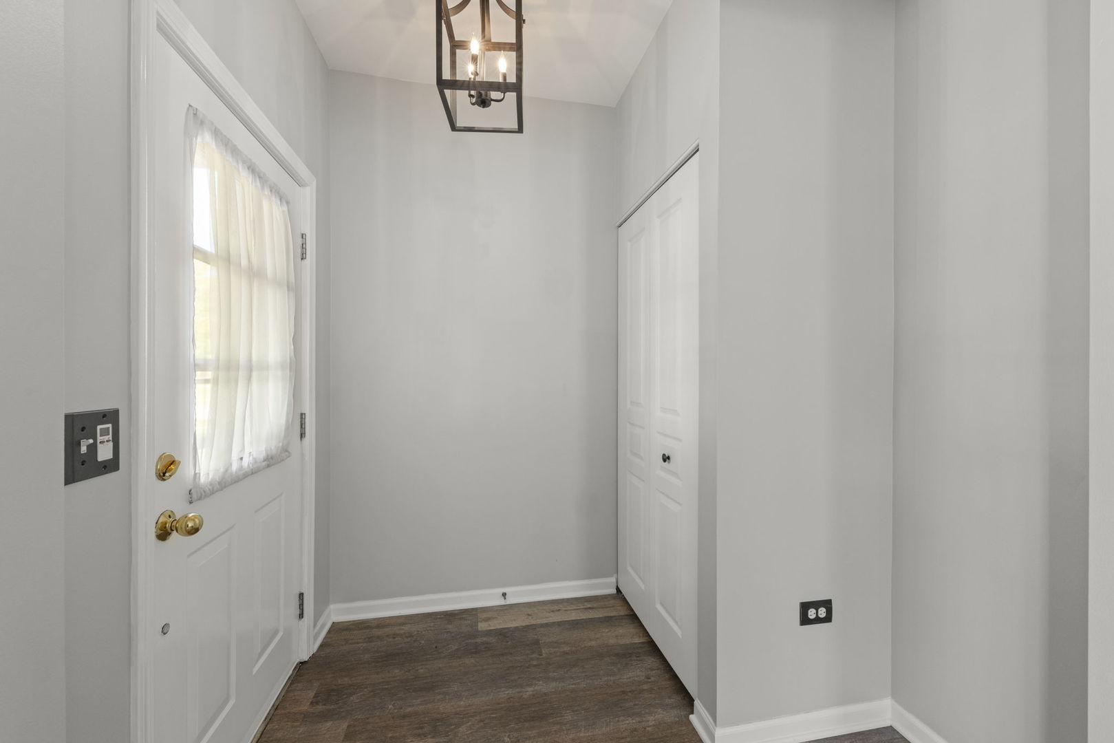 3220 Bromley Lane, Aurora, IL 60502