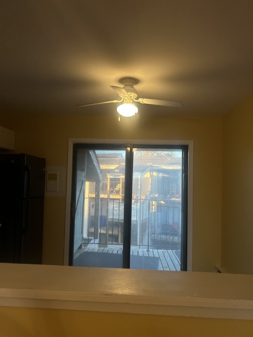 162 S Waters Edge Drive #301, Glendale Heights, IL 60139