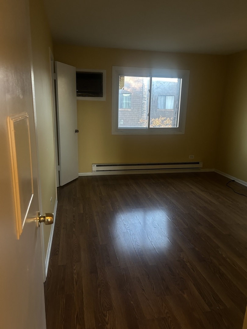 162 S Waters Edge Drive #301, Glendale Heights, IL 60139