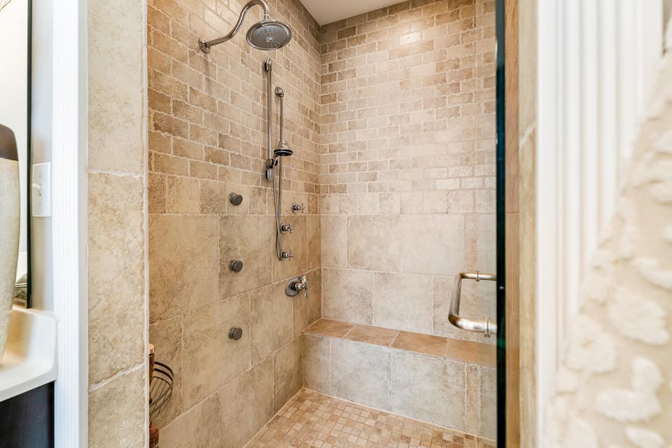 8617 N 381, Lake Village, IN 46349