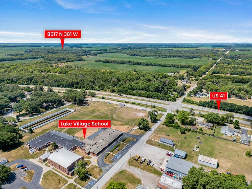 8617 N 381, Lake Village, IN 46349