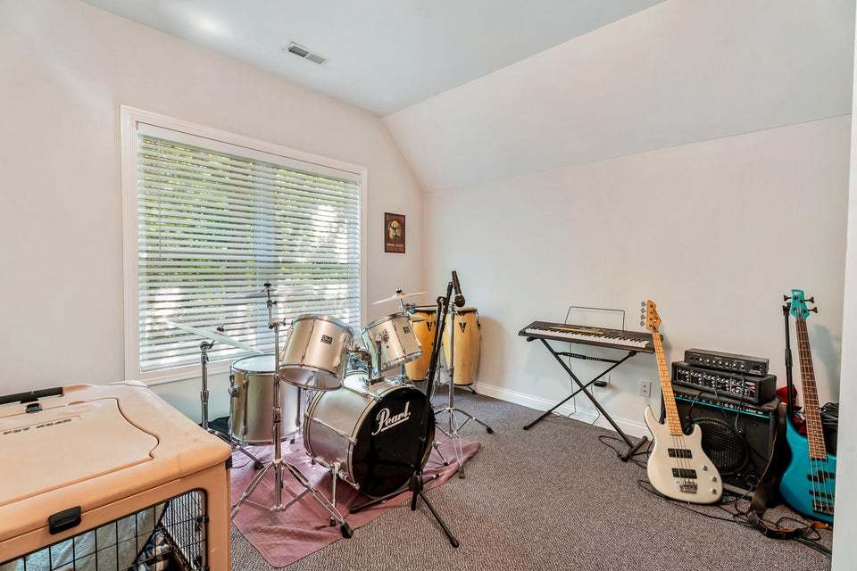 8617 N 381, Lake Village, IN 46349