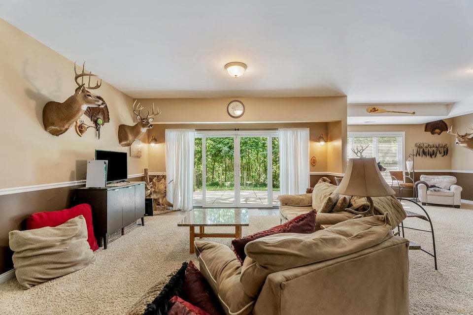 8617 N 381, Lake Village, IN 46349