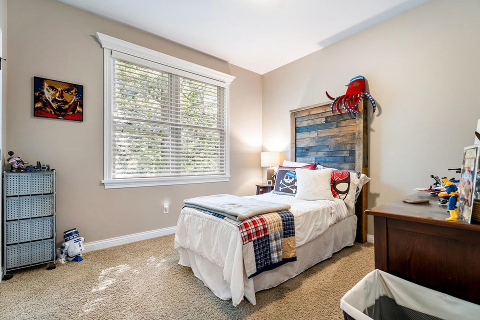 8617 N 381, Lake Village, IN 46349