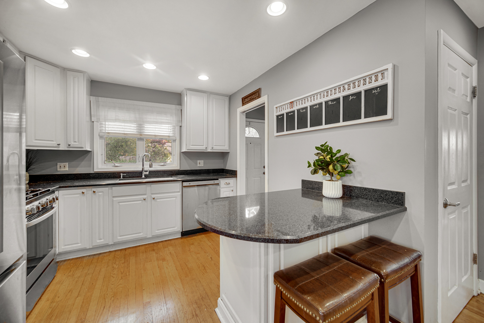 533 Drake Street, Libertyville, IL 60048