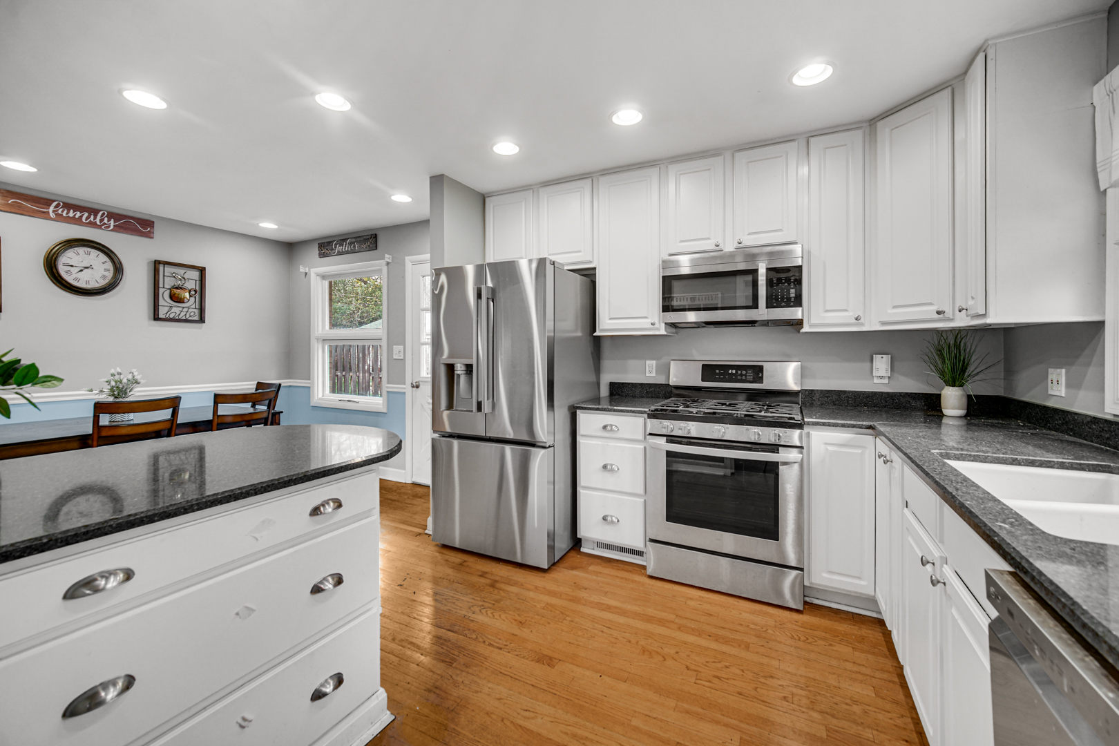 533 Drake Street, Libertyville, IL 60048