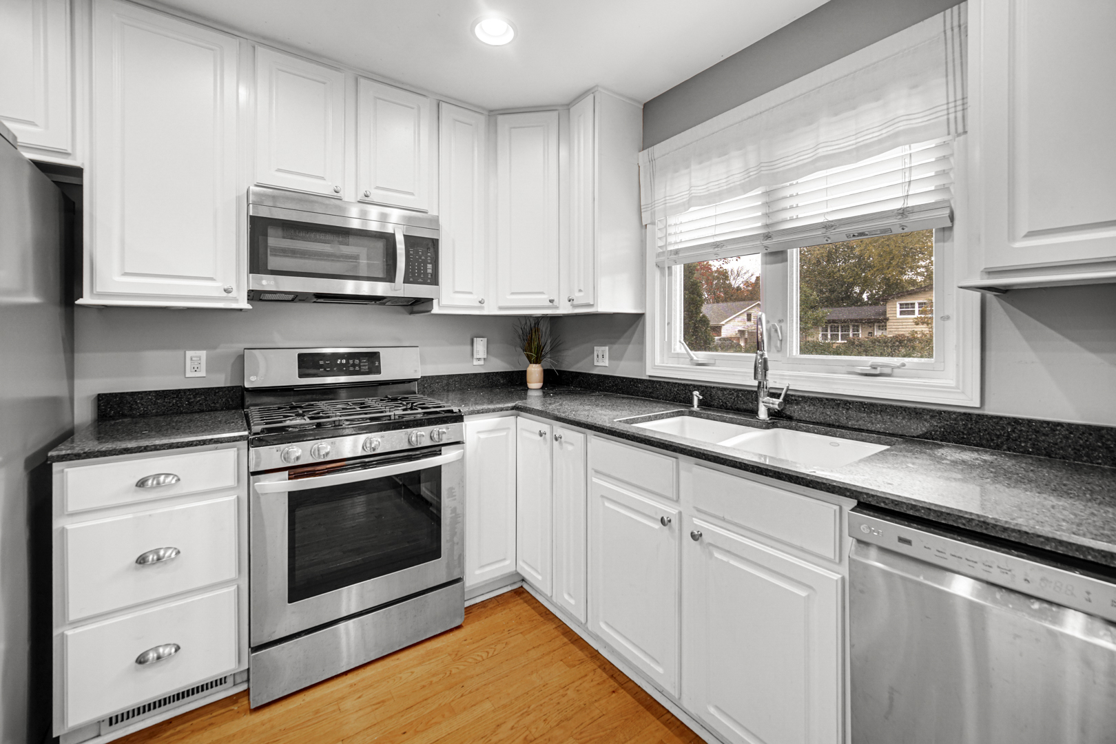 533 Drake Street, Libertyville, IL 60048