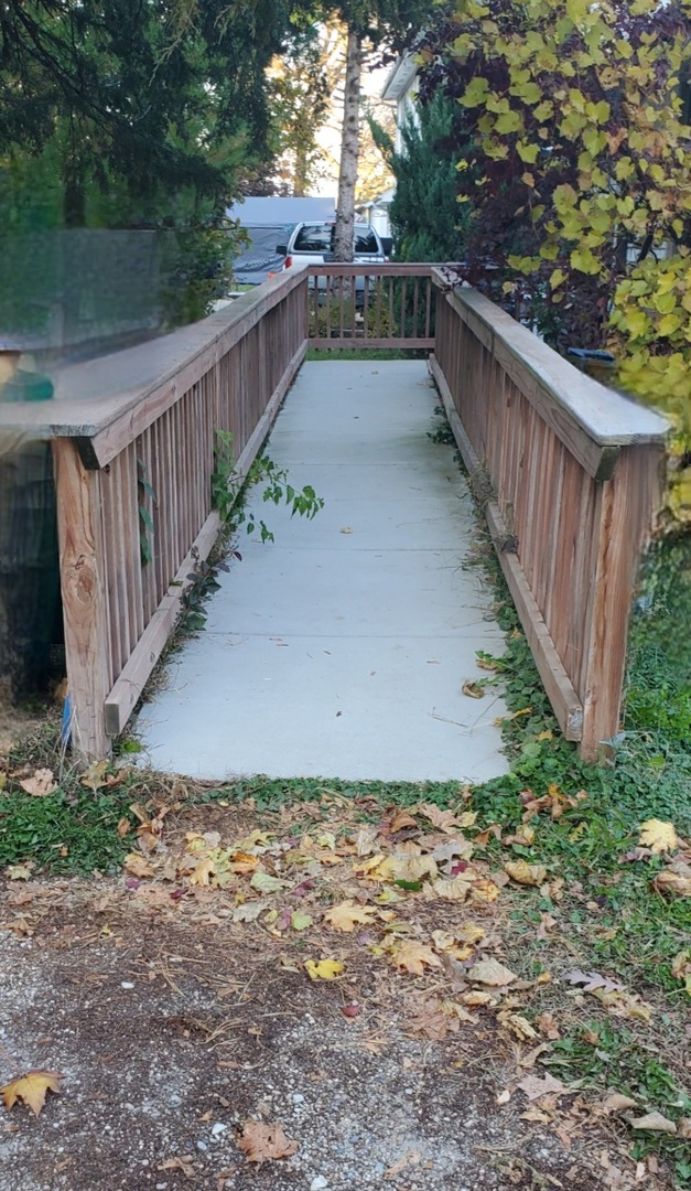 91 Lippincott Road, Fox Lake, IL 60020