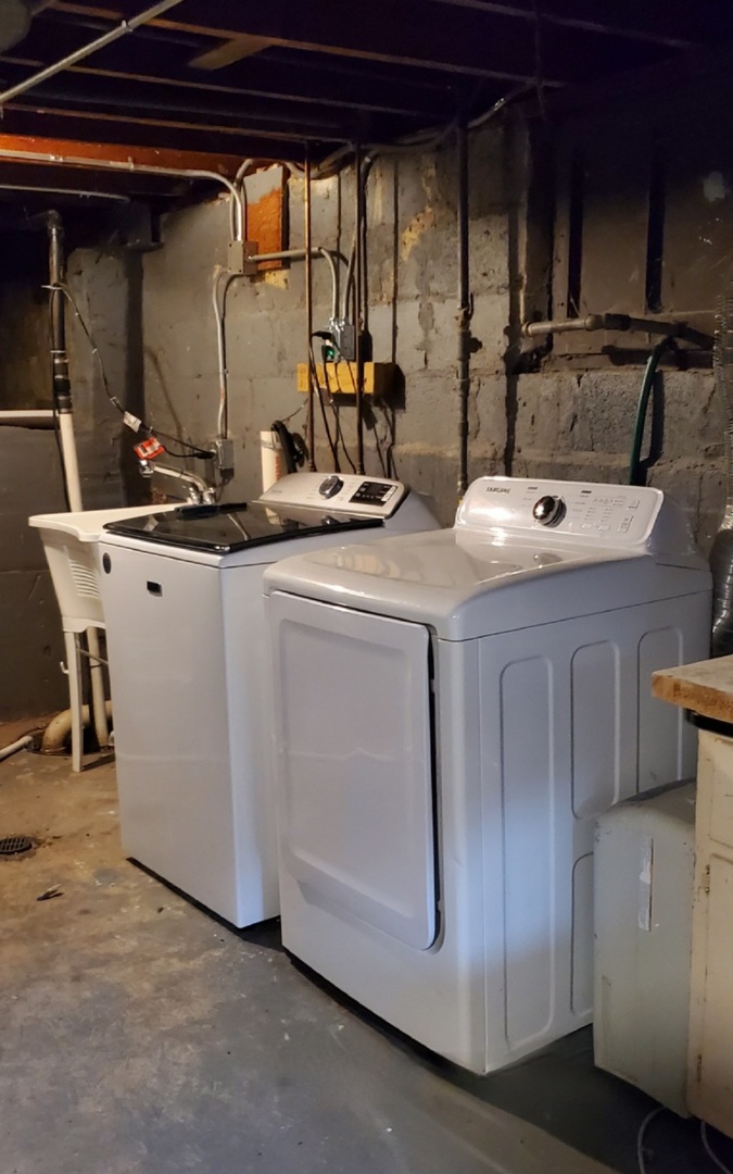 91 Lippincott Road, Fox Lake, IL 60020