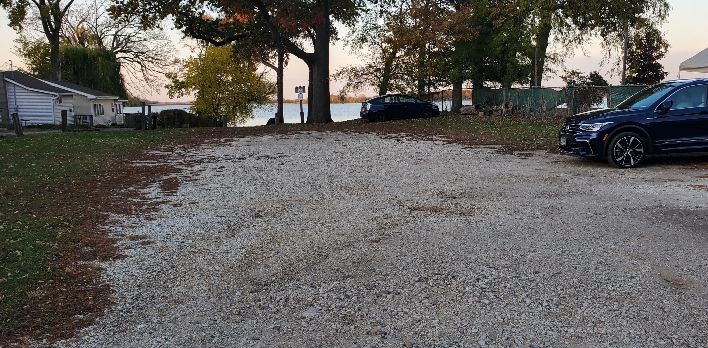 91 Lippincott Road, Fox Lake, IL 60020