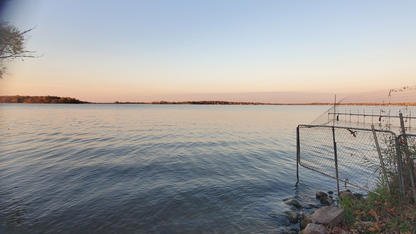 91 Lippincott Road, Fox Lake, IL 60020