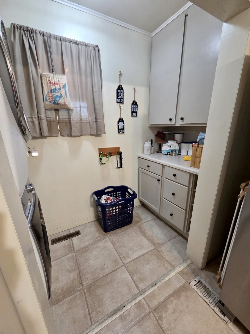 2021 7th Street, Peru, IL 61354