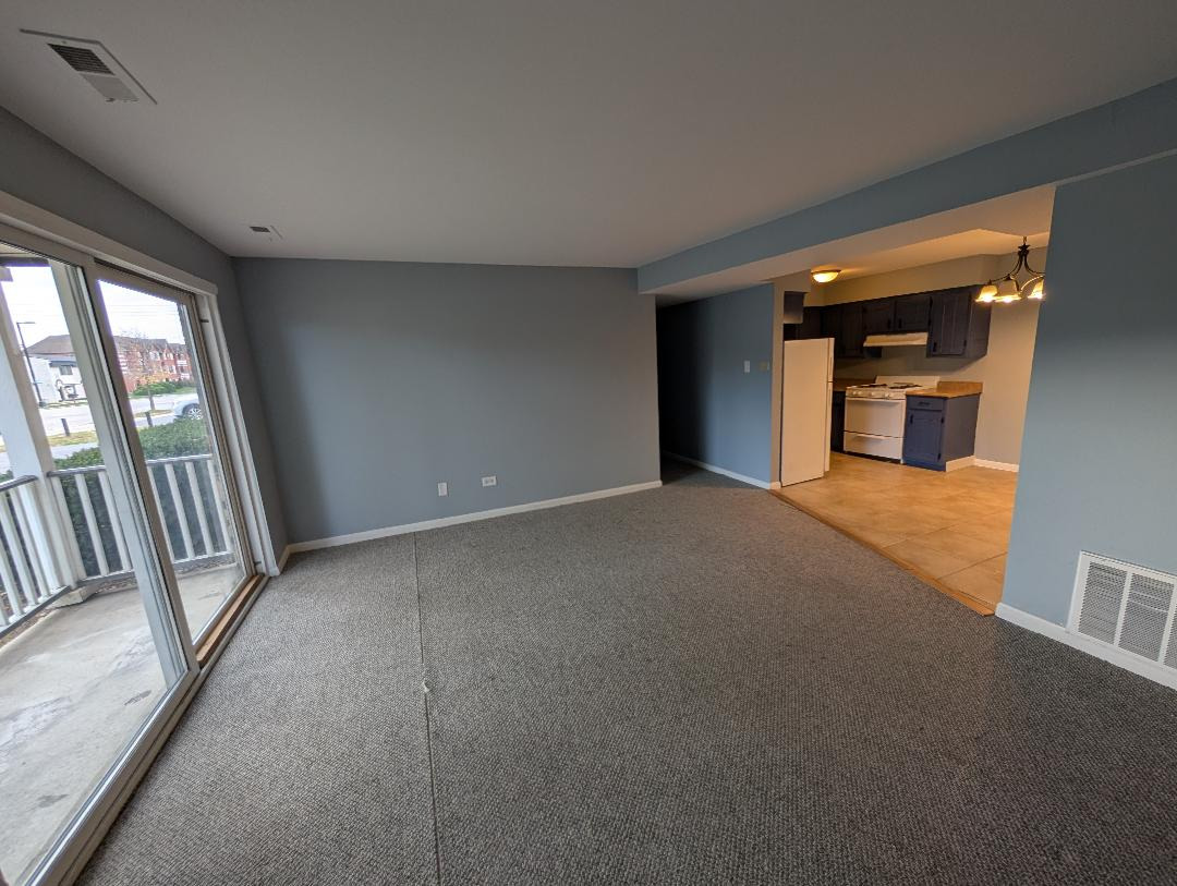 5858 W 87th Street #1A, Burbank, IL 60459