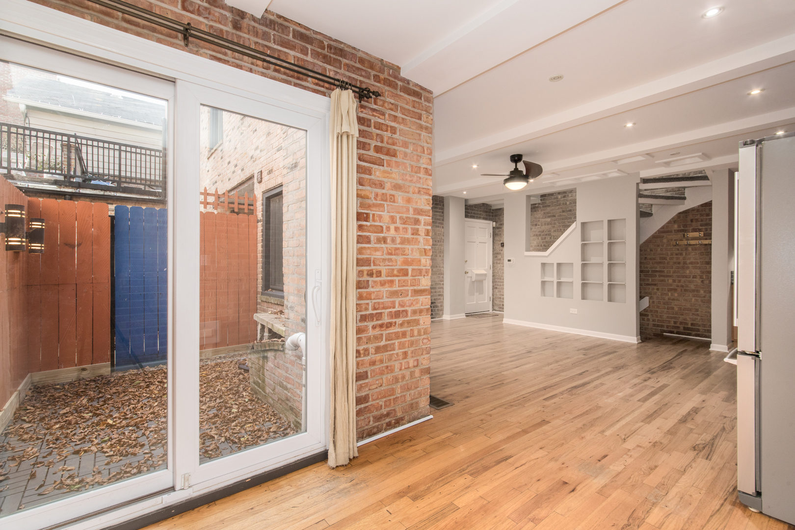 648 W Belden Avenue #B, Chicago, IL 60614