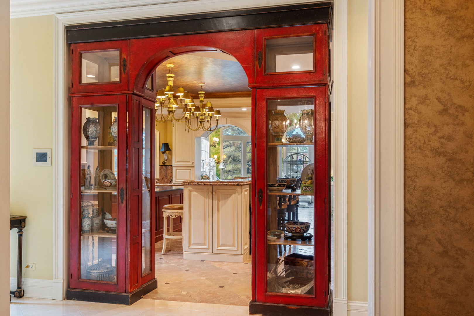 561 W 58th Street, Hinsdale, IL 60521