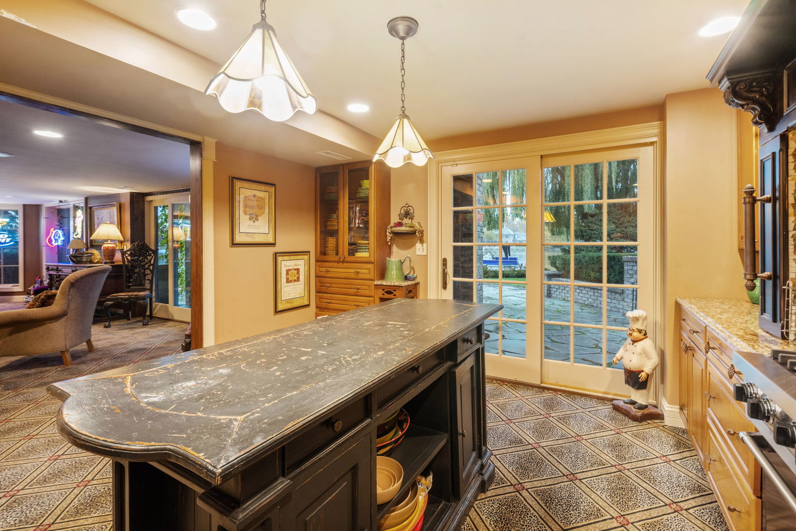 561 W 58th Street, Hinsdale, IL 60521