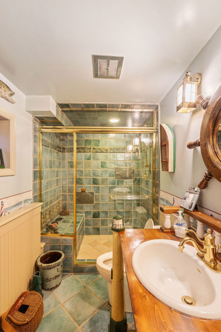 561 W 58th Street, Hinsdale, IL 60521