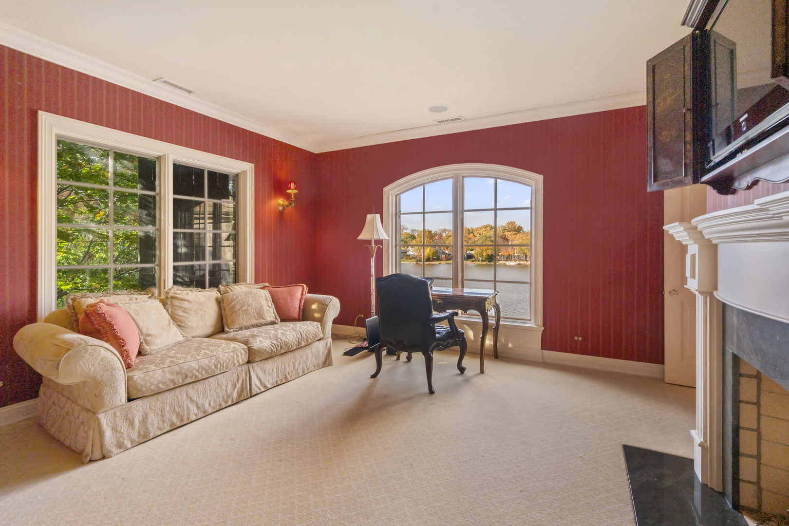 561 W 58th Street, Hinsdale, IL 60521