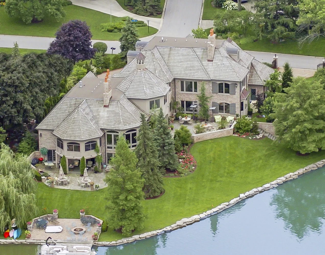 561 W 58th Street, Hinsdale, IL 60521