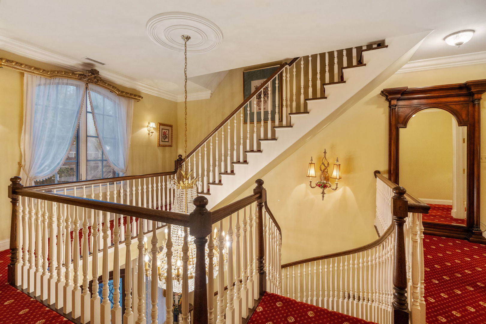 561 W 58th Street, Hinsdale, IL 60521